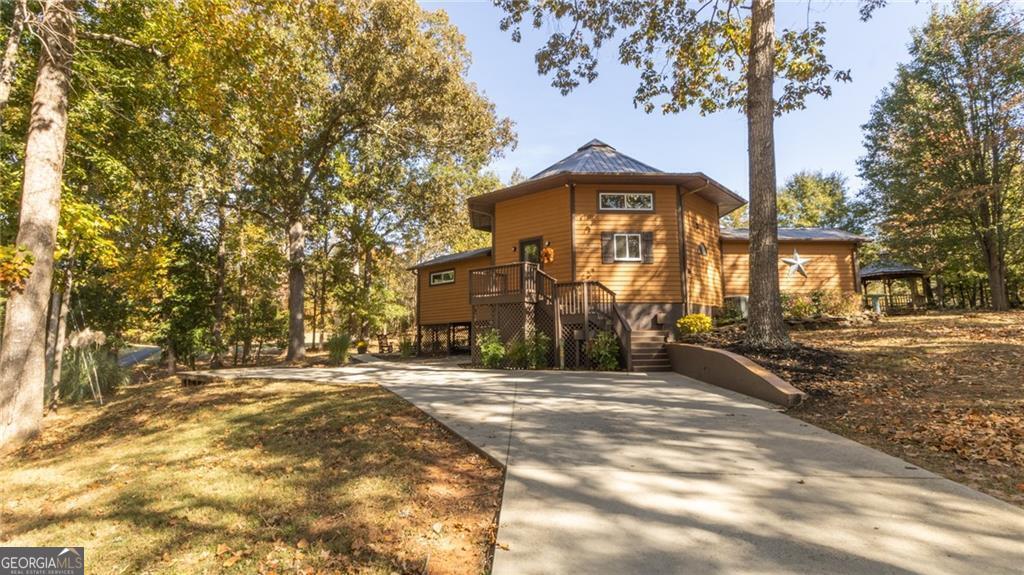 354 Chickasaw DR