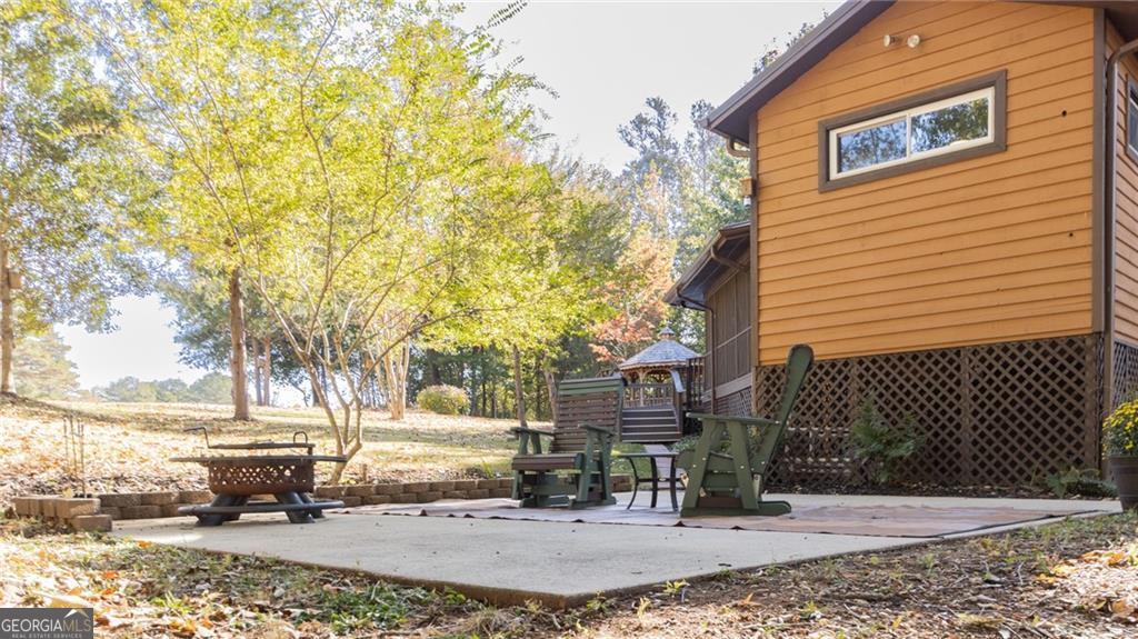 354 Chickasaw DR