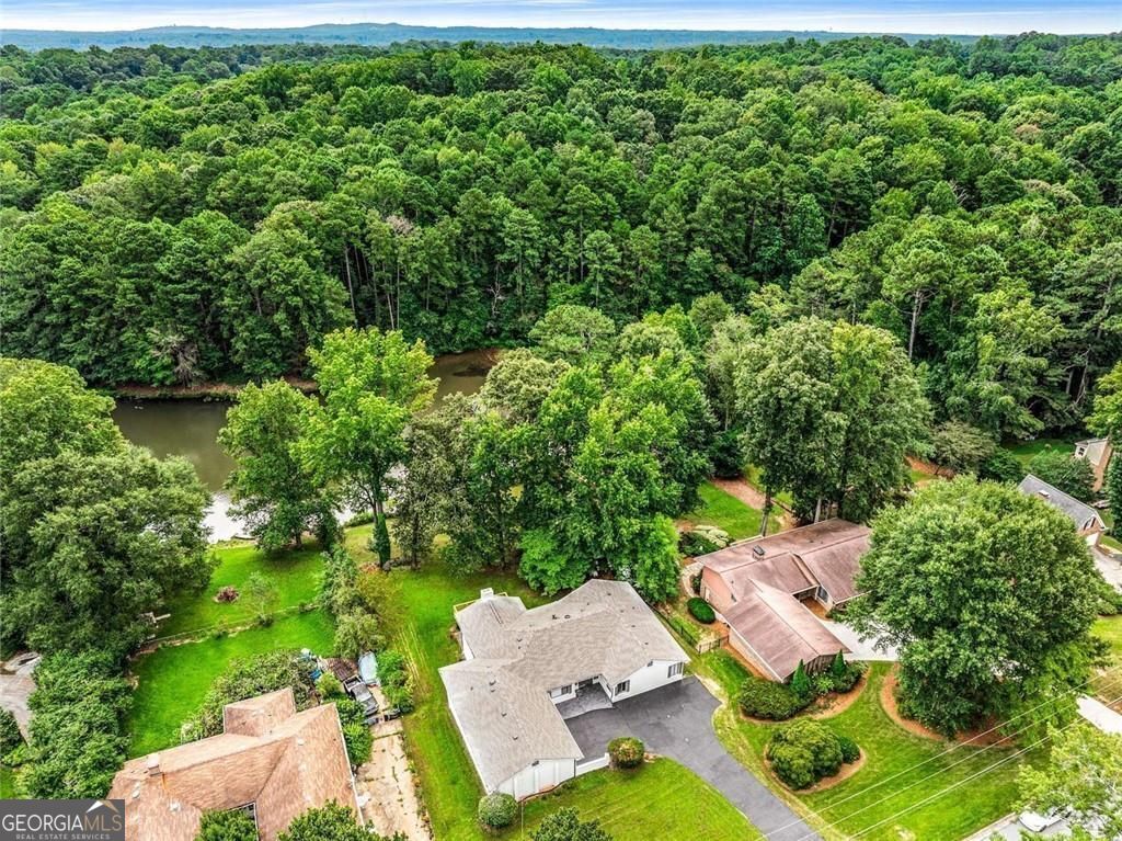 234 Shadow Lake DR SW