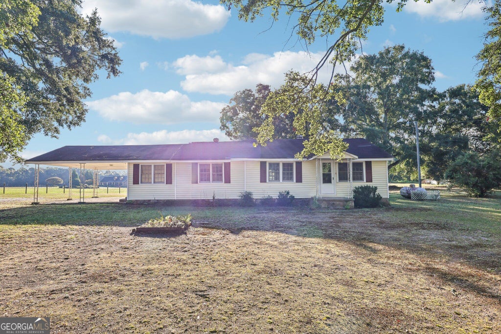 Photo of 4374 Cannon Road, Loganville, GA 30052 (MLS # 10845921)