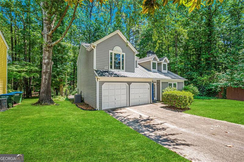 3841 Angora PL