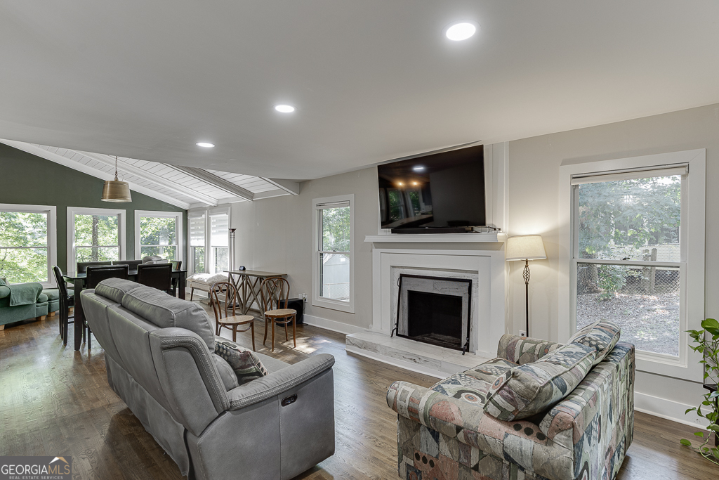 Lake Lanier - Residential