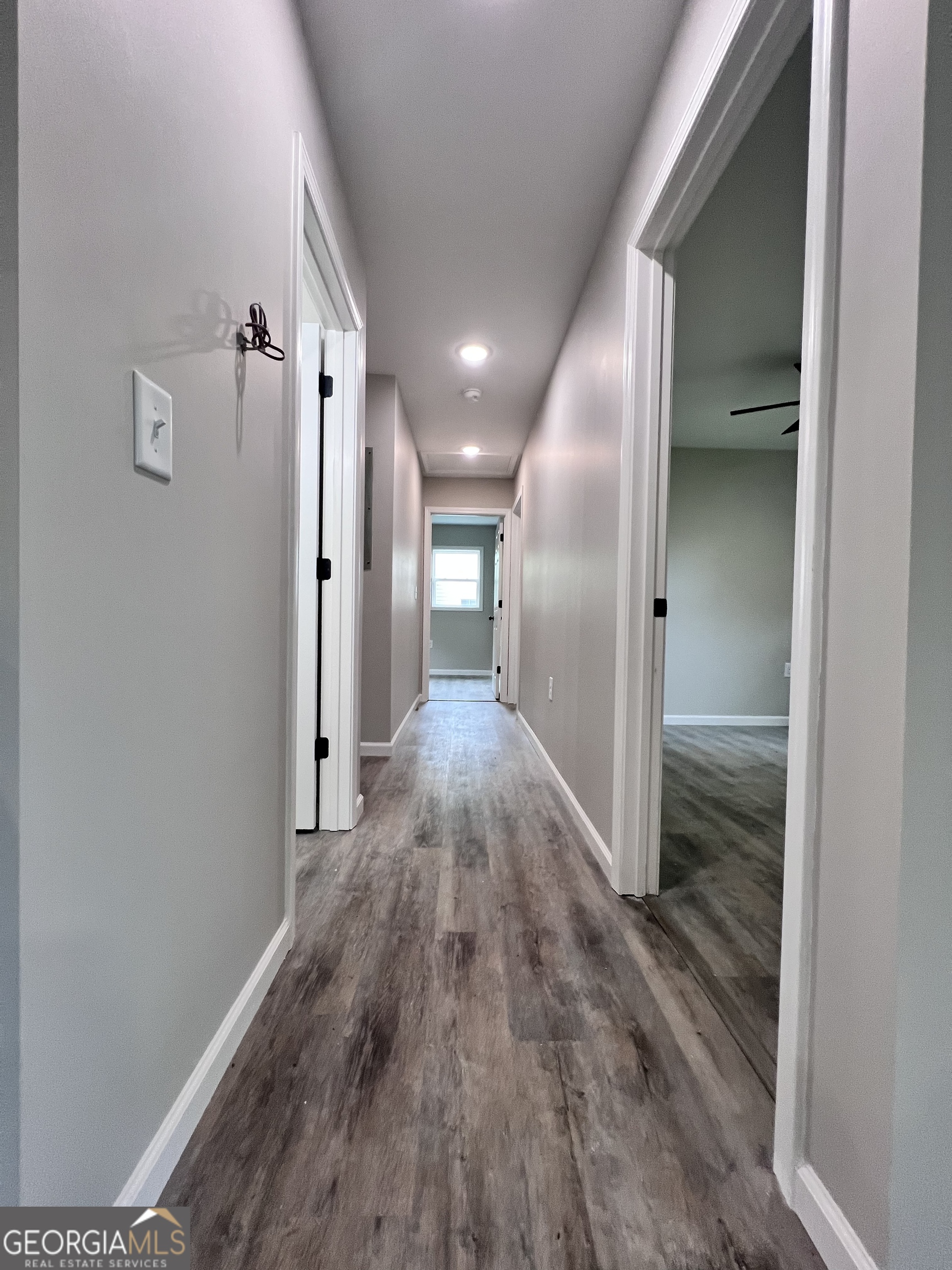 111 Susan DR