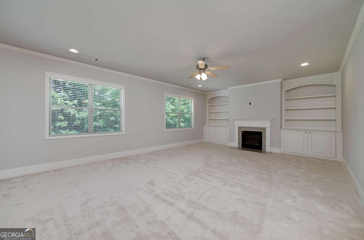 7645 Settles Walk LN