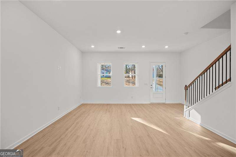 2126 Burroughs AVE SE