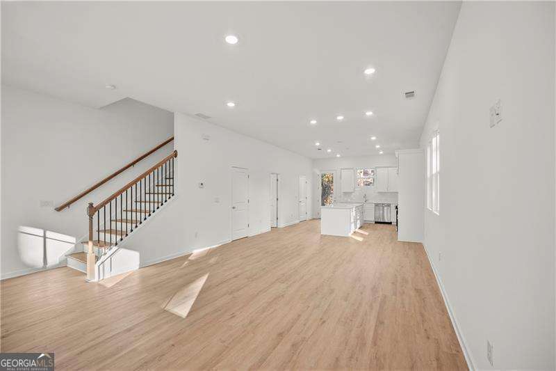 2126 Burroughs AVE SE