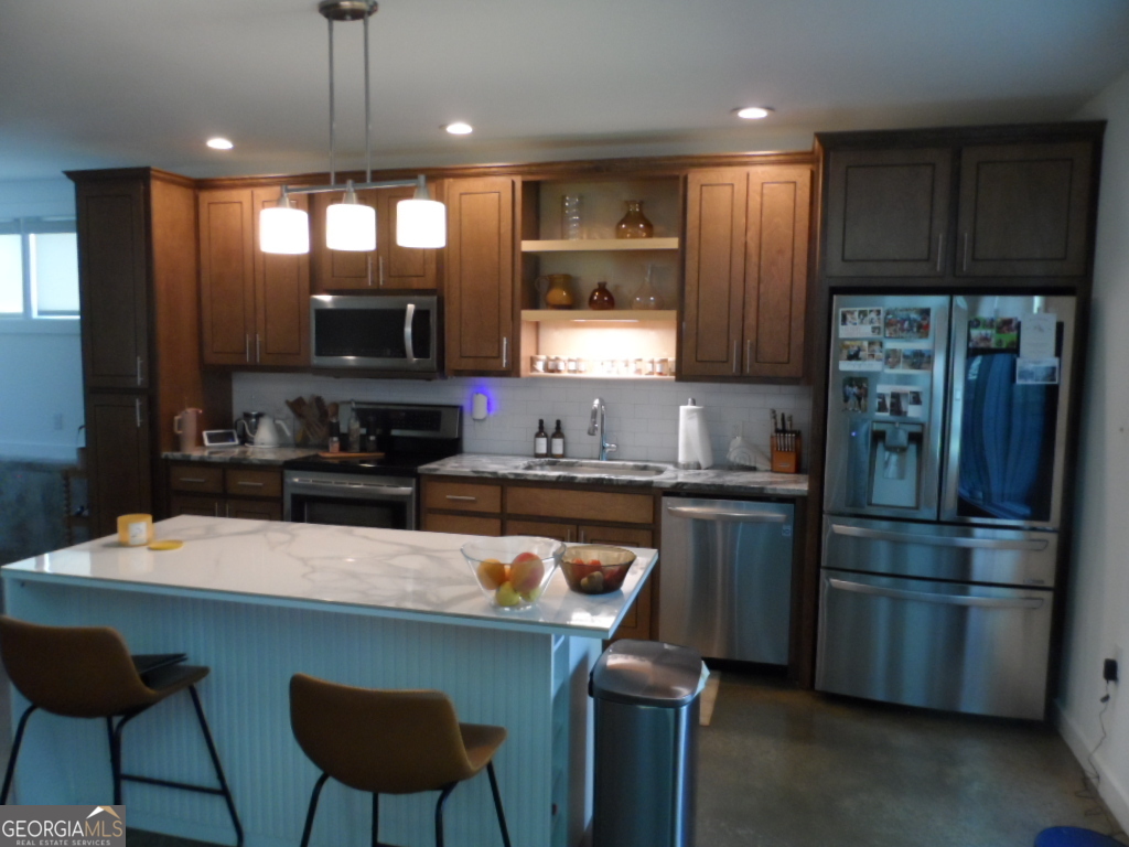 1213 Van Allen Mews NW