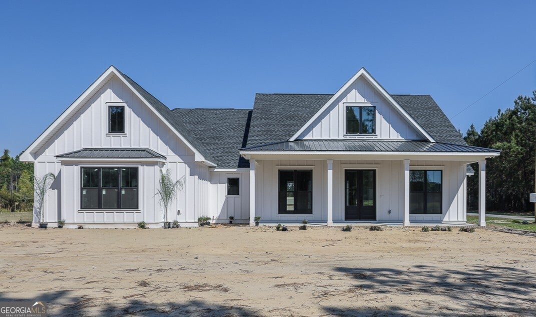 1049 Mccall RD