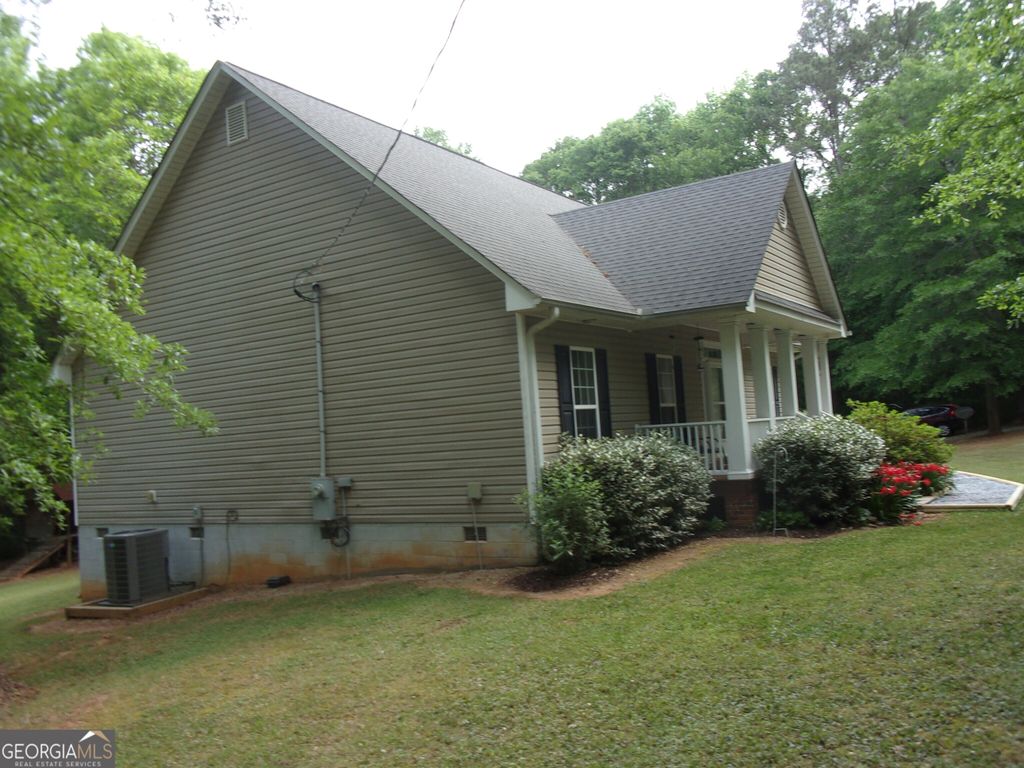 Photo of 830 Lord Fleming Road, Comer, GA 30629 (MLS # 10741620)
