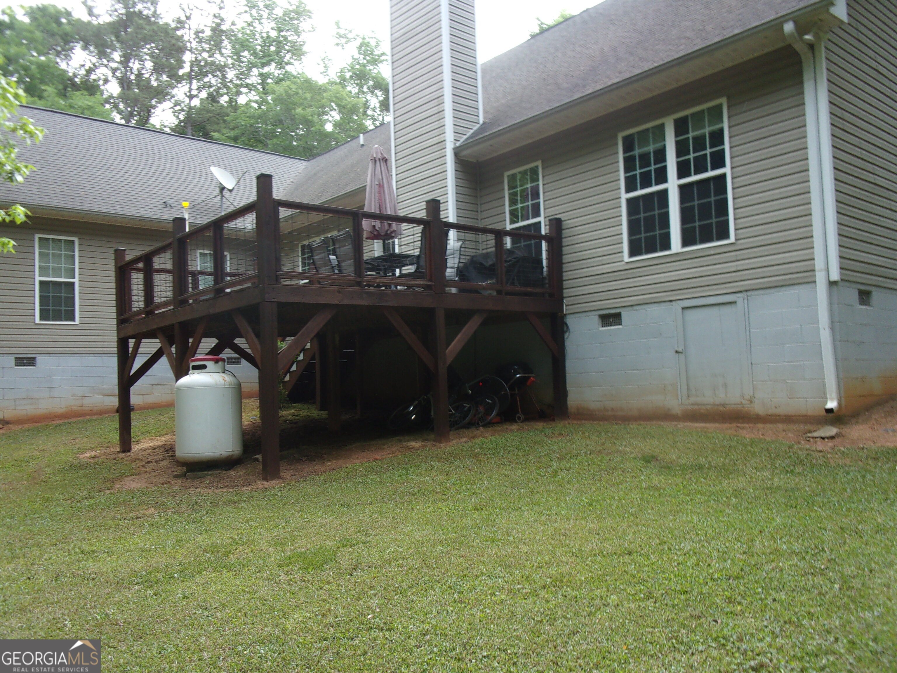 830 Lord Fleming RD