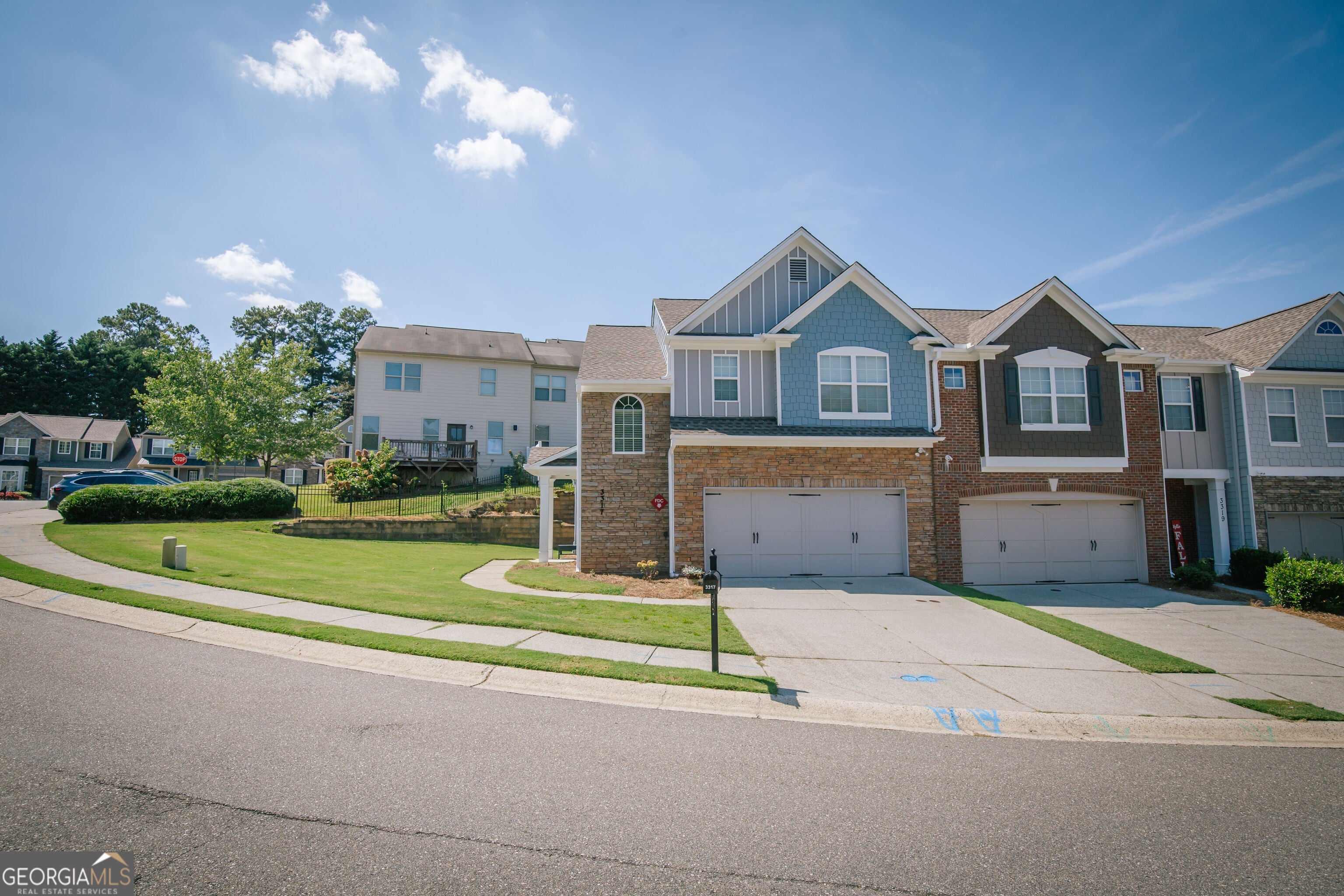 3317 Castleberry Village CIR
