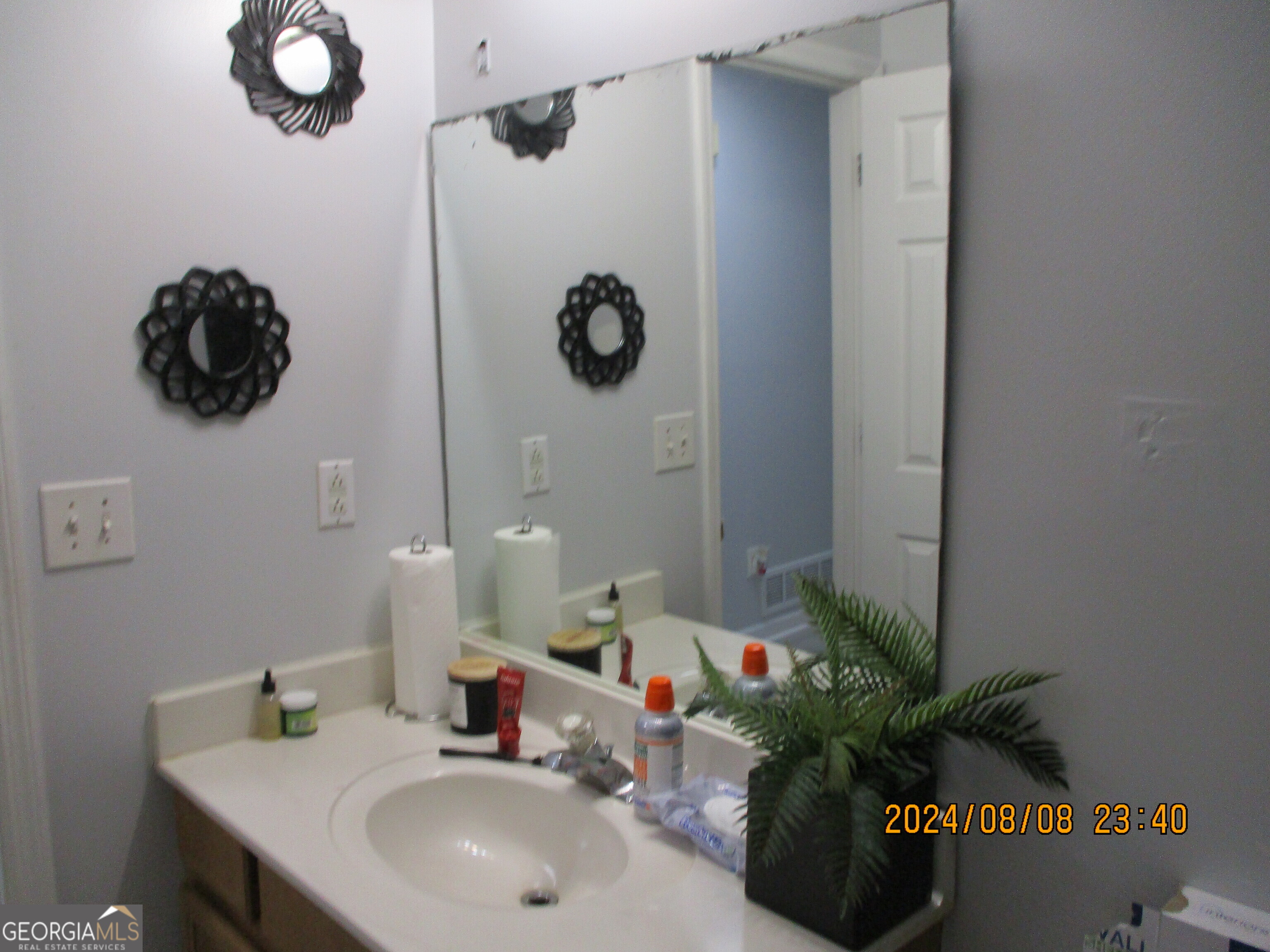 Hogansville, Georgia 30230, United States, 4 Bedrooms Bedrooms, ,2 BathroomsBathrooms,Residential,Pending,48660