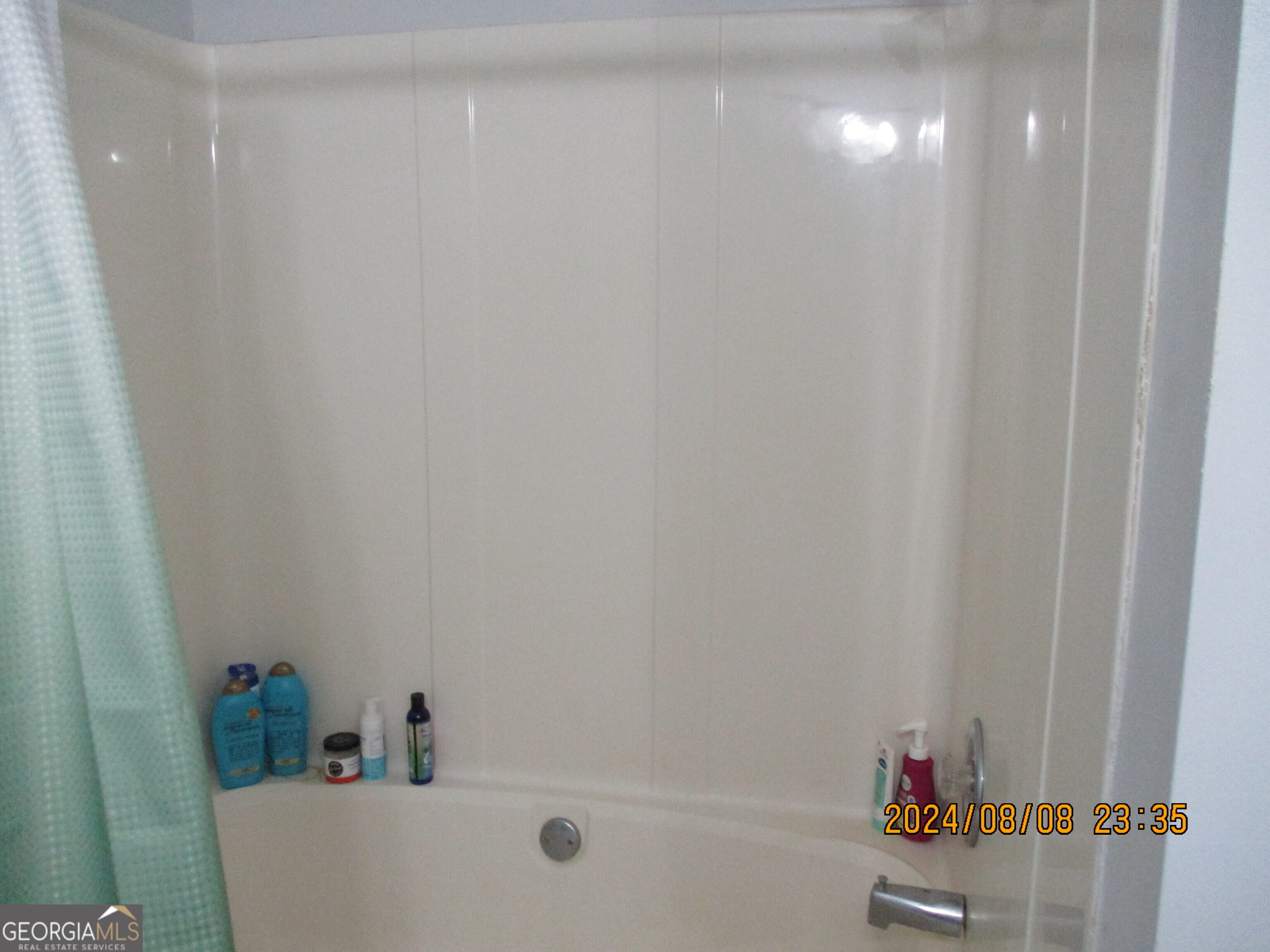 Hogansville, Georgia 30230, United States, 4 Bedrooms Bedrooms, ,2 BathroomsBathrooms,Residential,Pending,48660