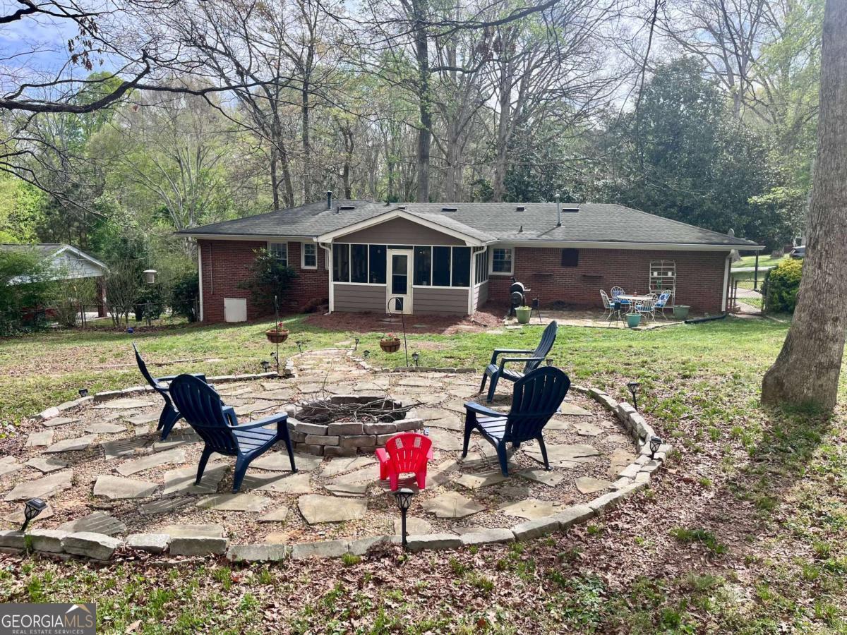 3963 Craigwood DR NW