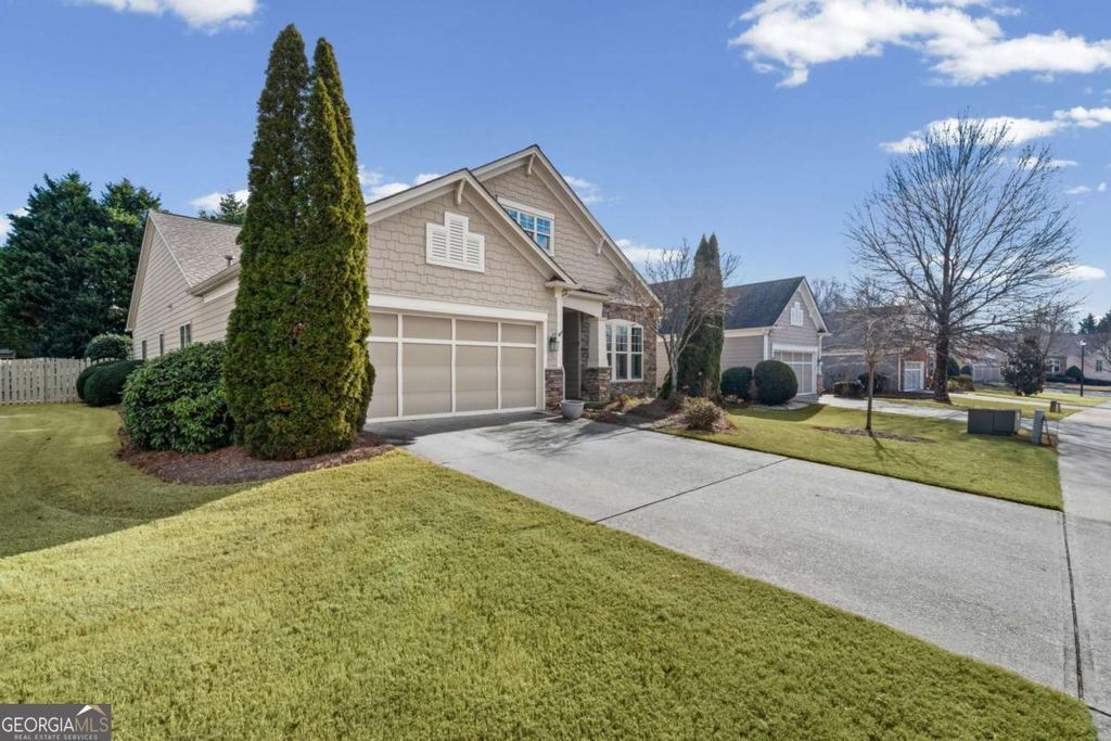 Photo of 4945 Kings Common Way, Cumming, GA 30040 (MLS # 10668233)