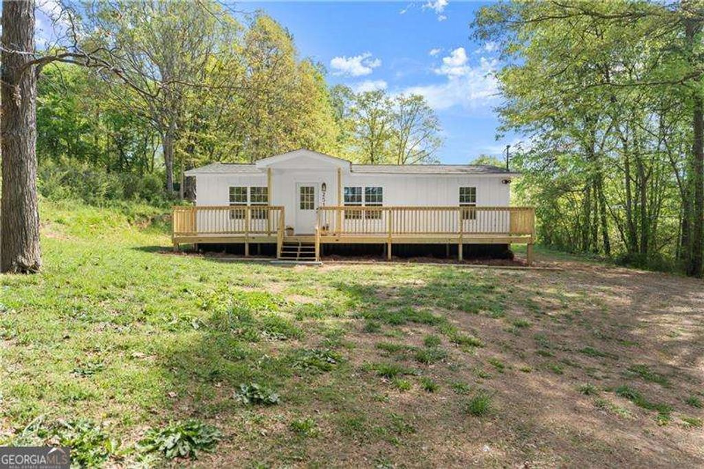 Photo of 251 Road 3 South SW, Cartersville, GA 30120 (MLS # 10730812)