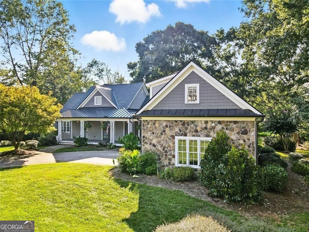 BRADSHAW FARM - Residential