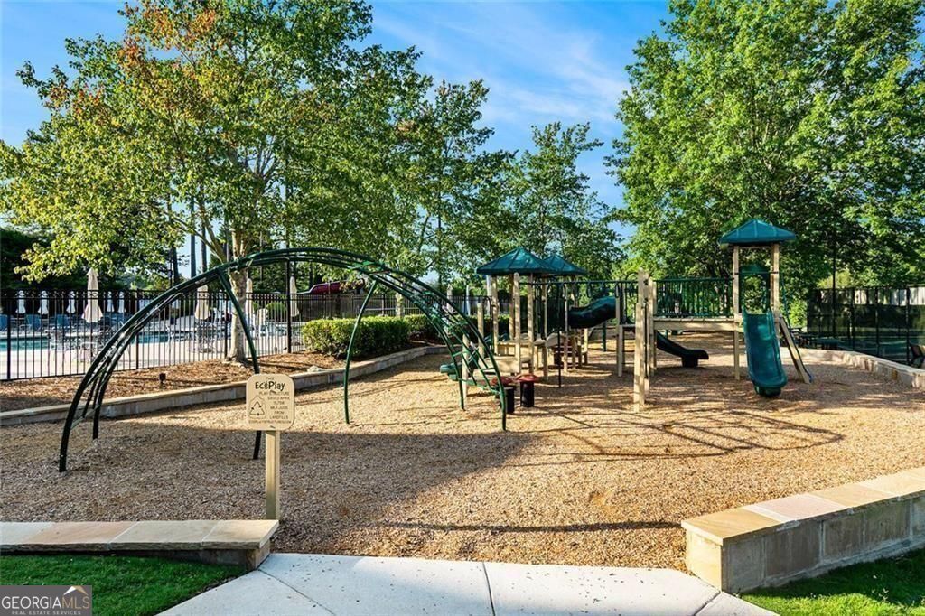 BRADSHAW FARM - Residential