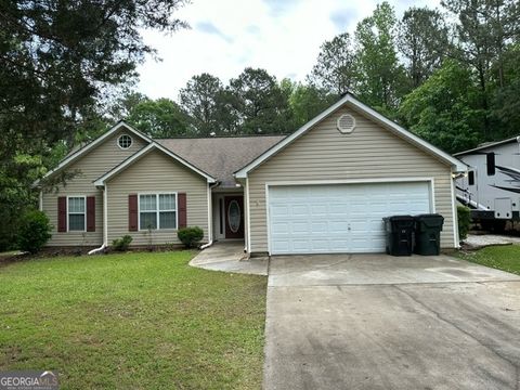 A home in Locust Grove