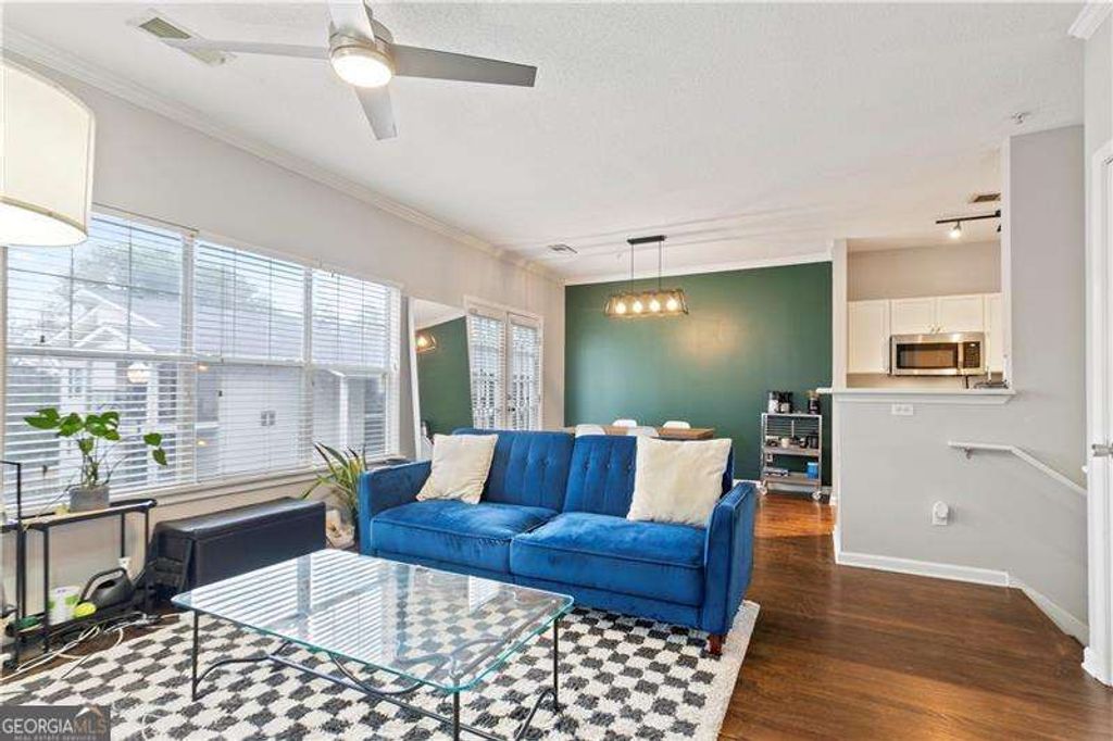 Photo of 1150 Collier Road NW #3P, Atlanta, GA 30318 (MLS # 10727116)