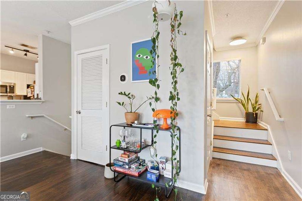 Photo of 1150 Collier Road NW #3P, Atlanta, GA 30318 (MLS # 10727116)