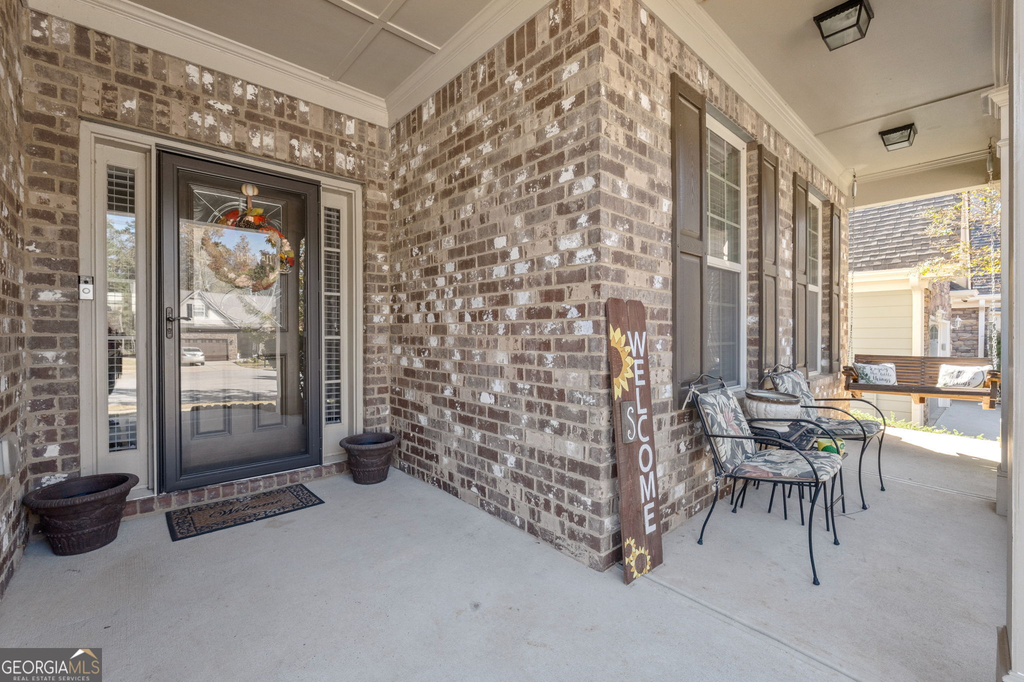 1143 Pebble Creek LN