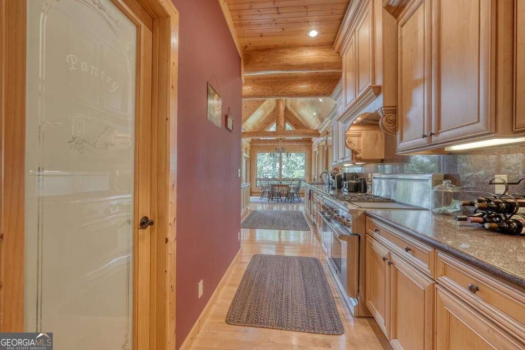 310 Hickory Frk, Blairsville, GA, 30512, USA, 4 Bedrooms Bedrooms, ,6 BathroomsBathrooms,Residential,Pending,310 Hickory Frk,10789732