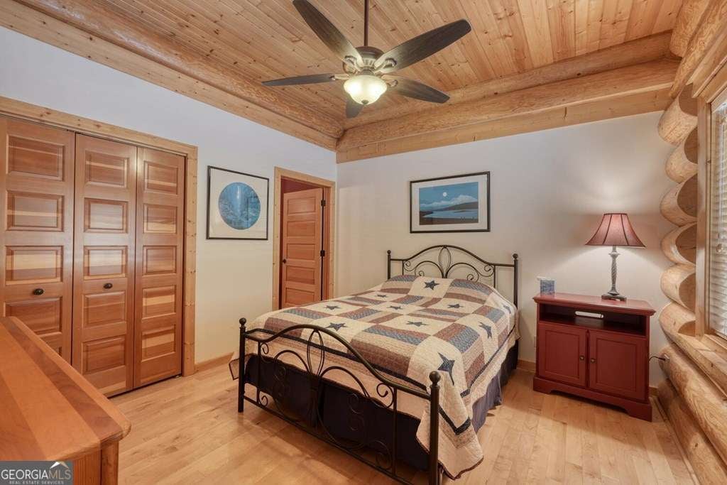310 Hickory Frk, Blairsville, GA, 30512, USA, 4 Bedrooms Bedrooms, ,6 BathroomsBathrooms,Residential,Pending,310 Hickory Frk,10789732