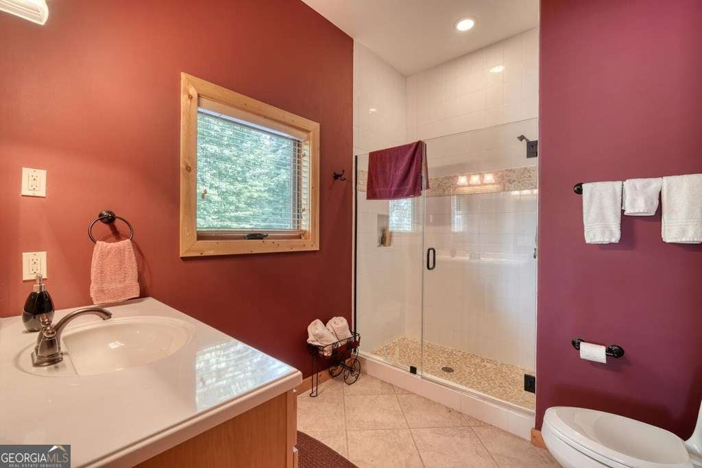 310 Hickory Frk, Blairsville, GA, 30512, USA, 4 Bedrooms Bedrooms, ,6 BathroomsBathrooms,Residential,Pending,310 Hickory Frk,10789732