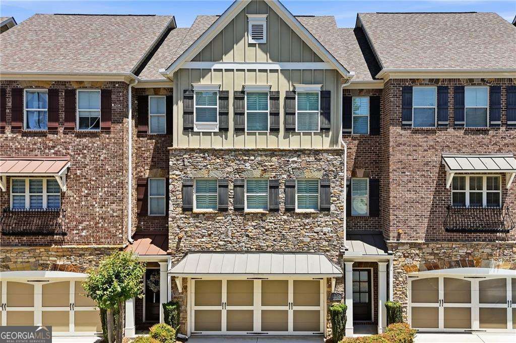 Photo of 950 Opelousas Way, Atlanta, GA 30328 (MLS # 10768431)