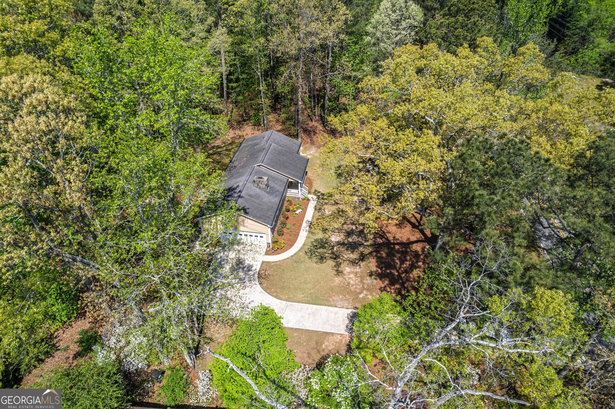 852 Dallas Nebo RD