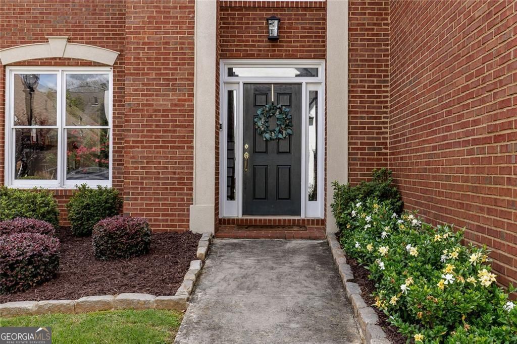 2322 Valley Brook WAY NE