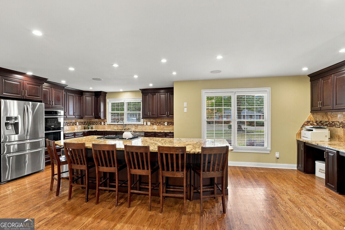 2460 Due West CIR NW