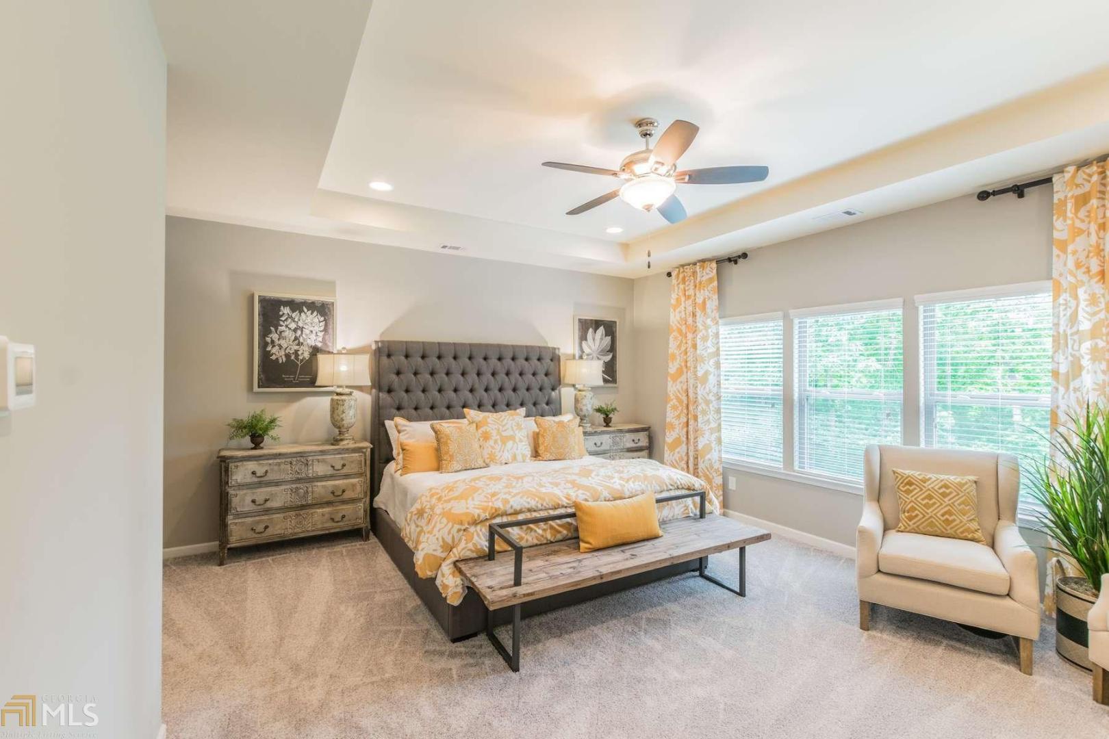 Holly Glen - Residential