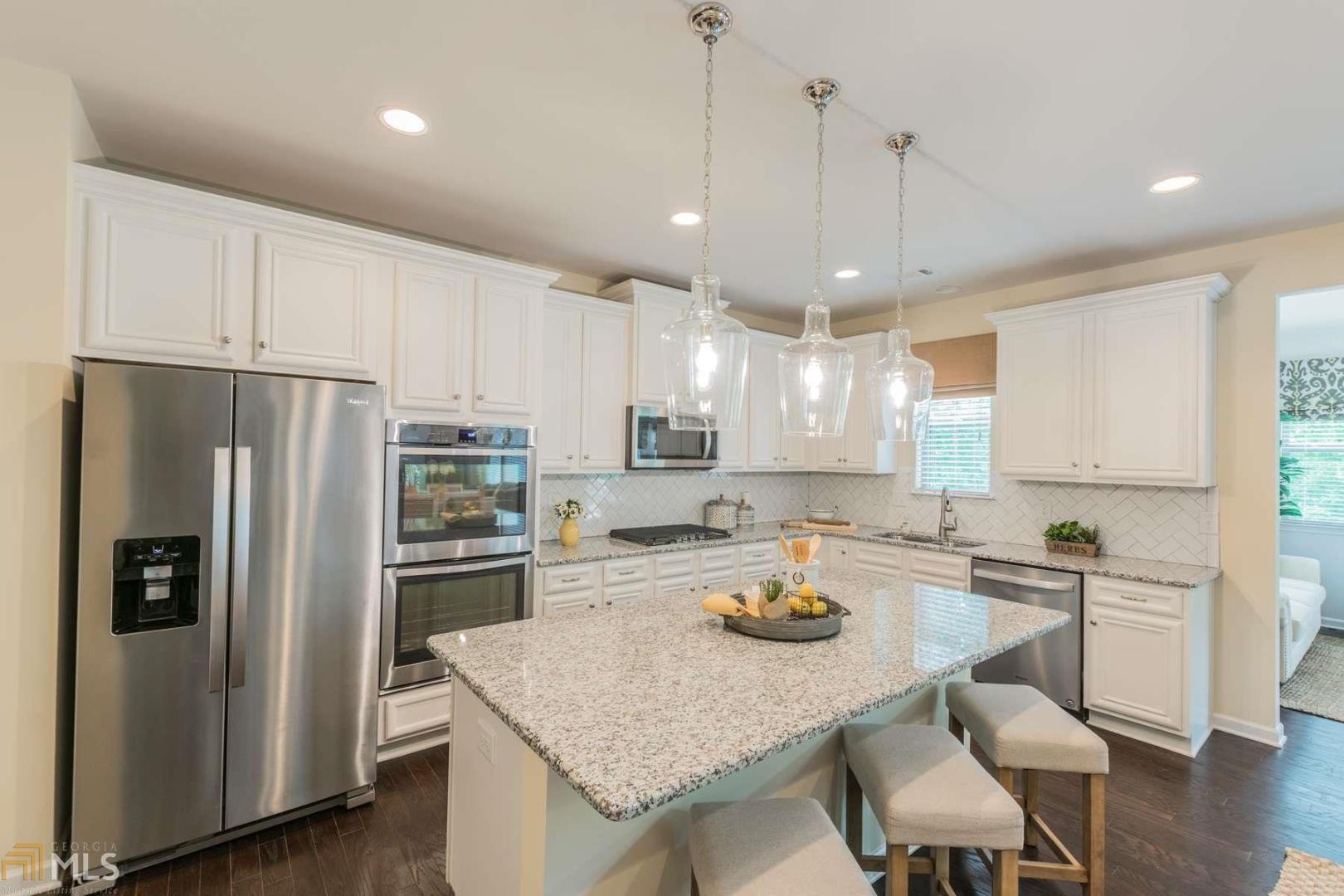 Holly Glen - Residential