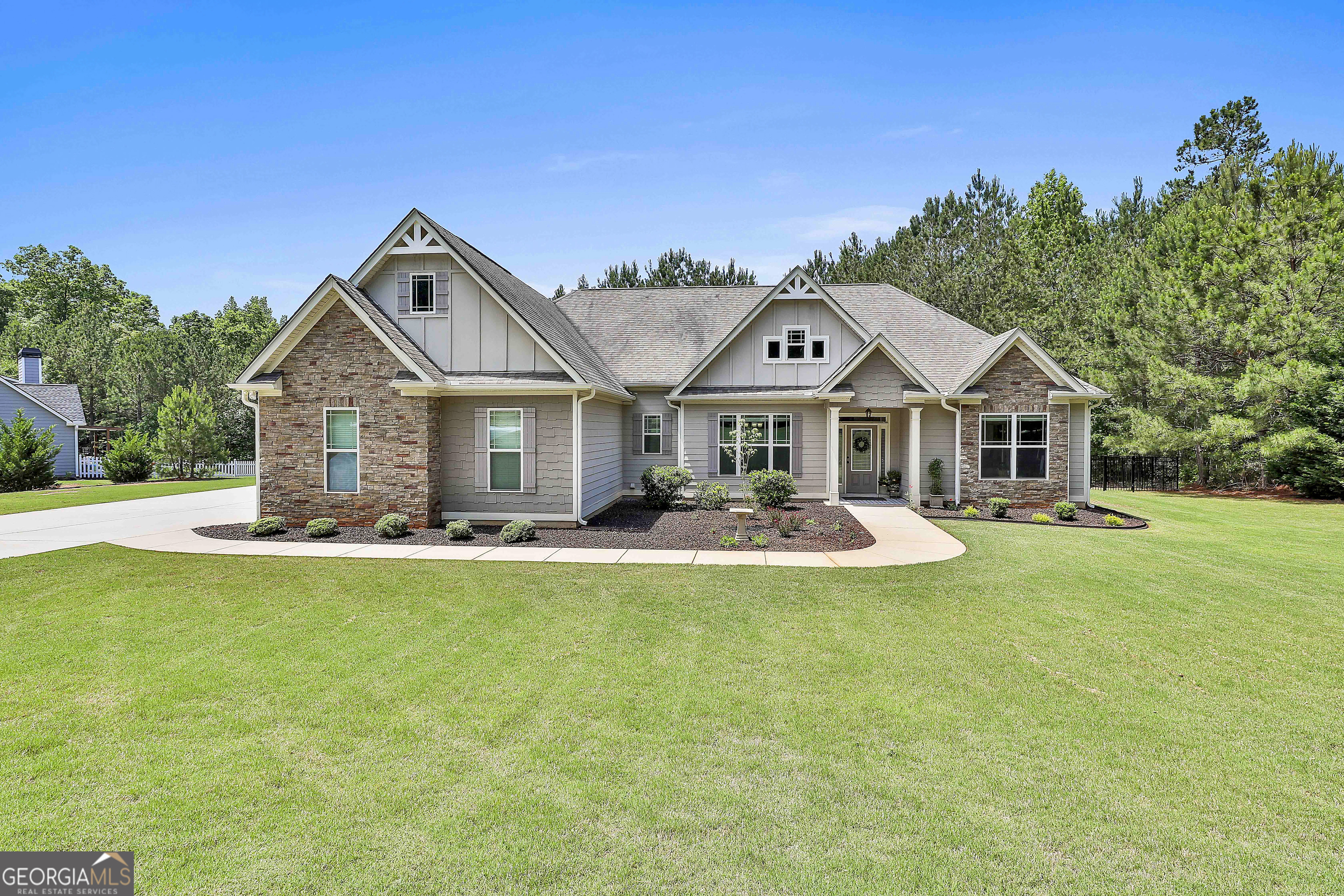 45 Coral Ridge CT