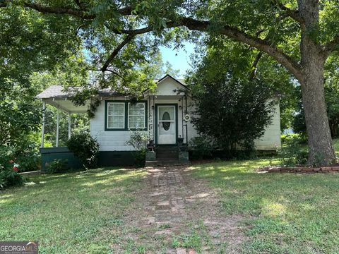 4911 Penfield RD Union Point GA 30669