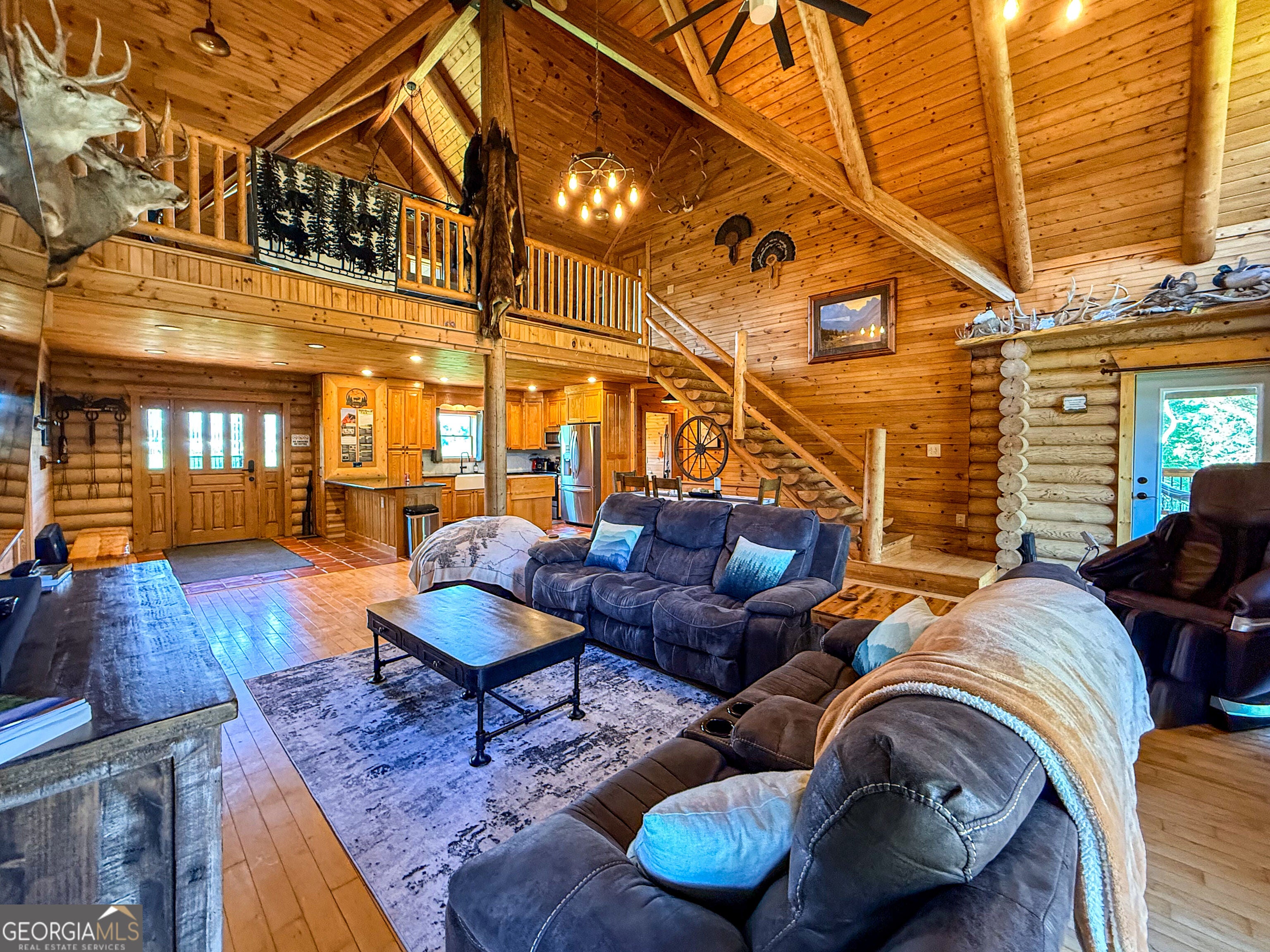 448 Dixie Meadow LN