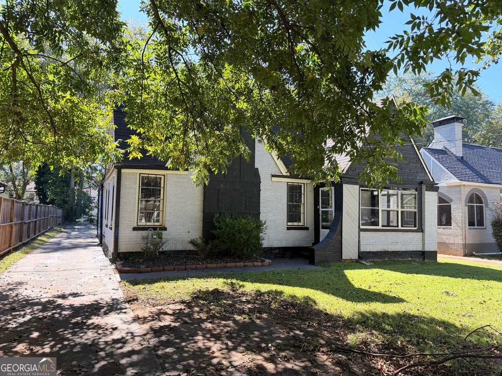 Photo of 1594 Beecher Street SW, Atlanta, GA 30310 (MLS # 10872810)