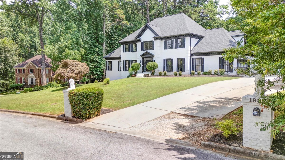 1887 Chedworth CT