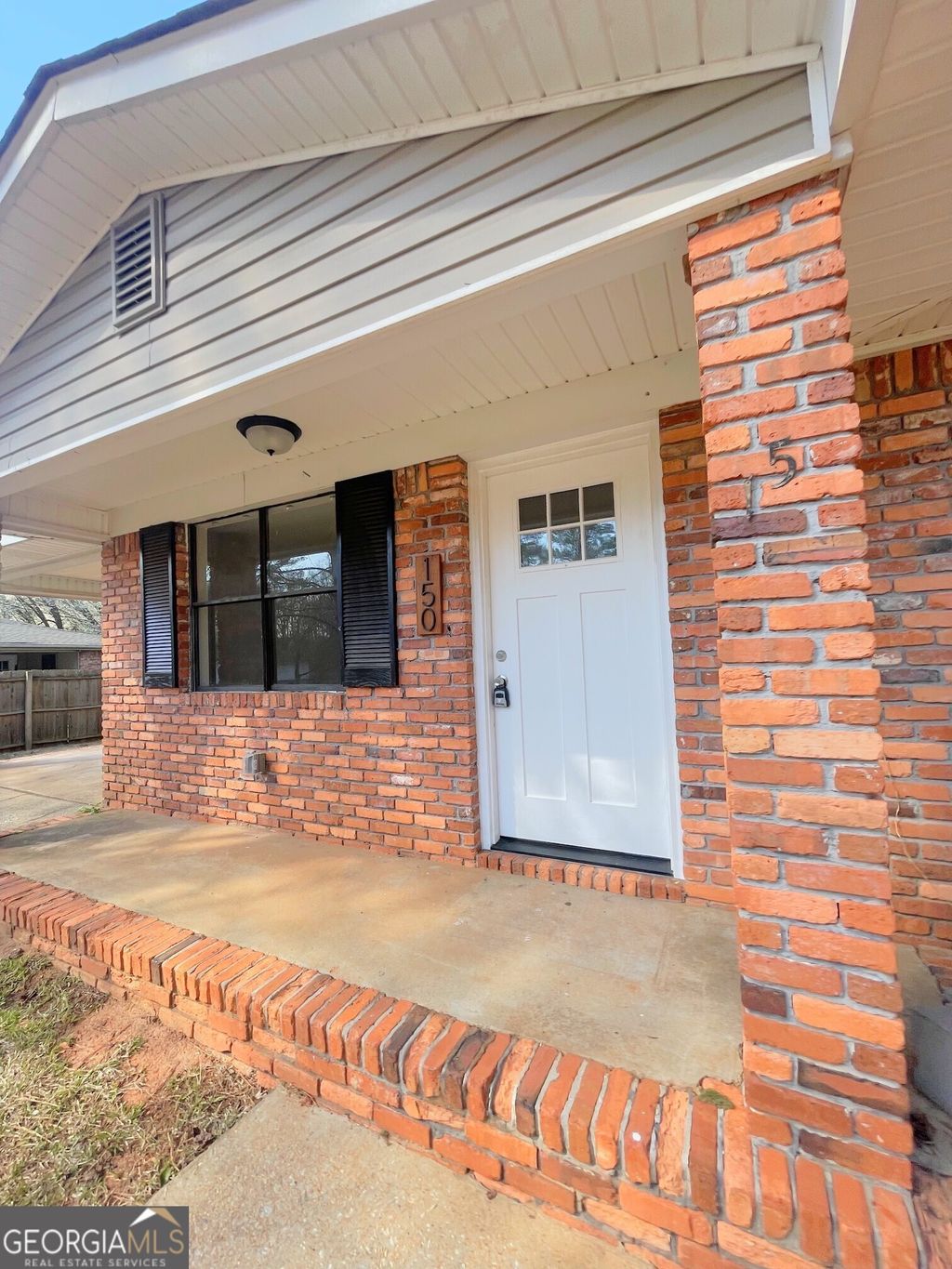 Photo of 150 S Meadowcliff Circle, Carrollton, GA 30116 (MLS # 10705314)