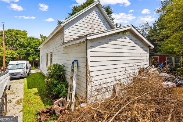 165 Berean AVE SE