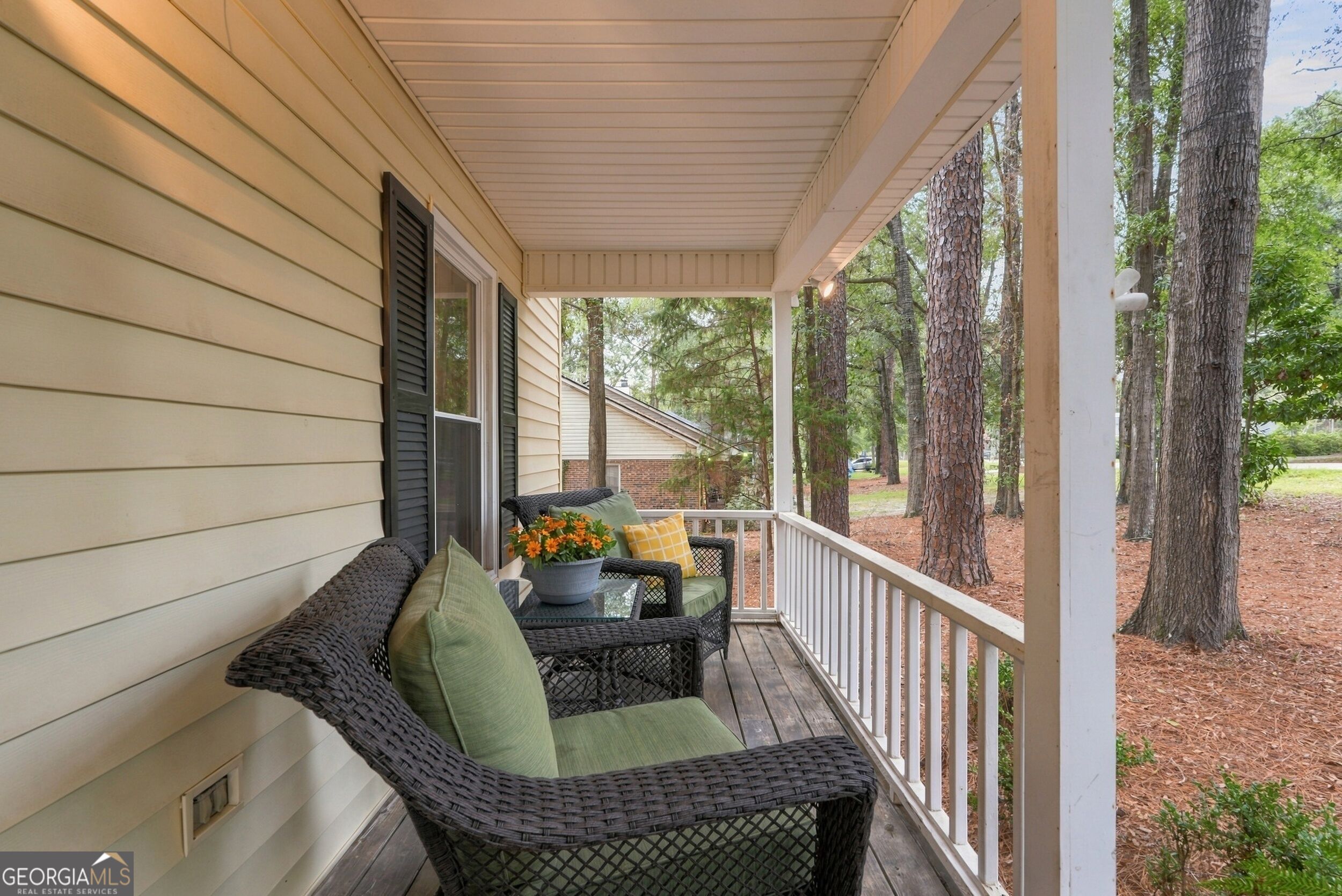 109 Oakcrest DR