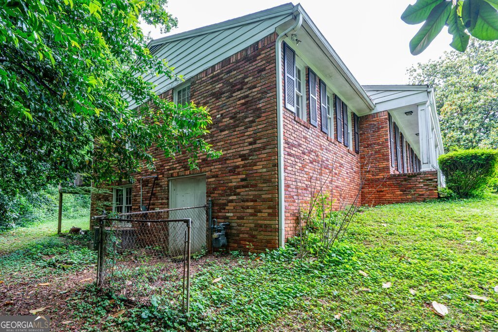 3916 Ridgewood DR SE