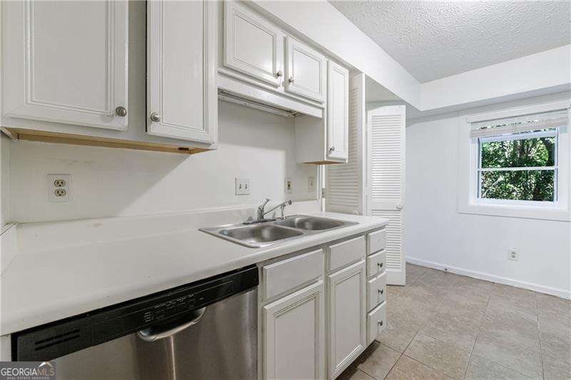 Spinnaker Cove - Residential