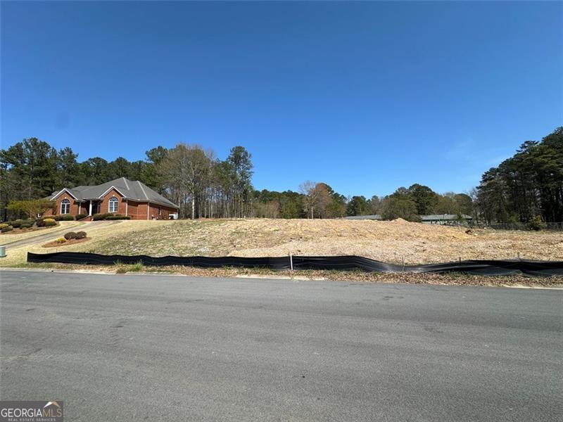 Amazing building lot in an exclusive community!