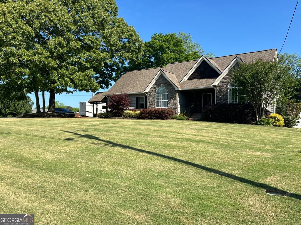 Photo of 201 Abigaile Court, McDonough, GA 30252 (MLS # 10735709)