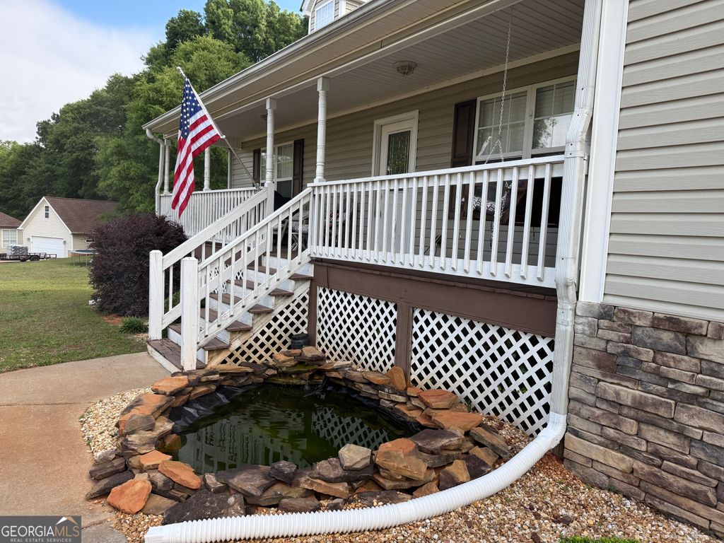 Photo of 71 Williamson Trace, Williamson, GA 30292 (MLS # 10763416)