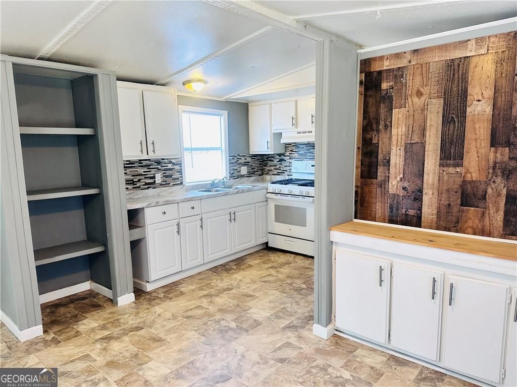 Photo of 6134 Grant Ford Road, Gainesville, GA 30506 (MLS # 10656925)