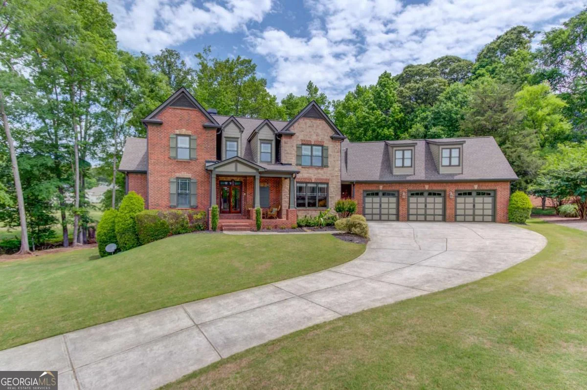 2240 N Pear Grove Court